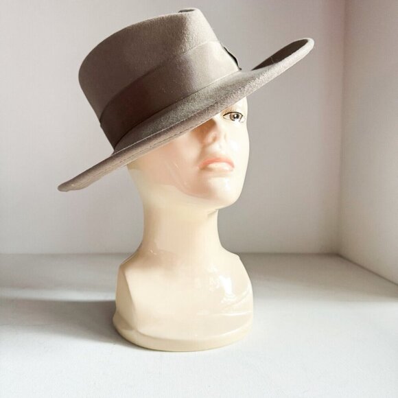 Vintage Classic All wool Fedora Hat Light Beige USA Made Small - Picture 2 of 9
